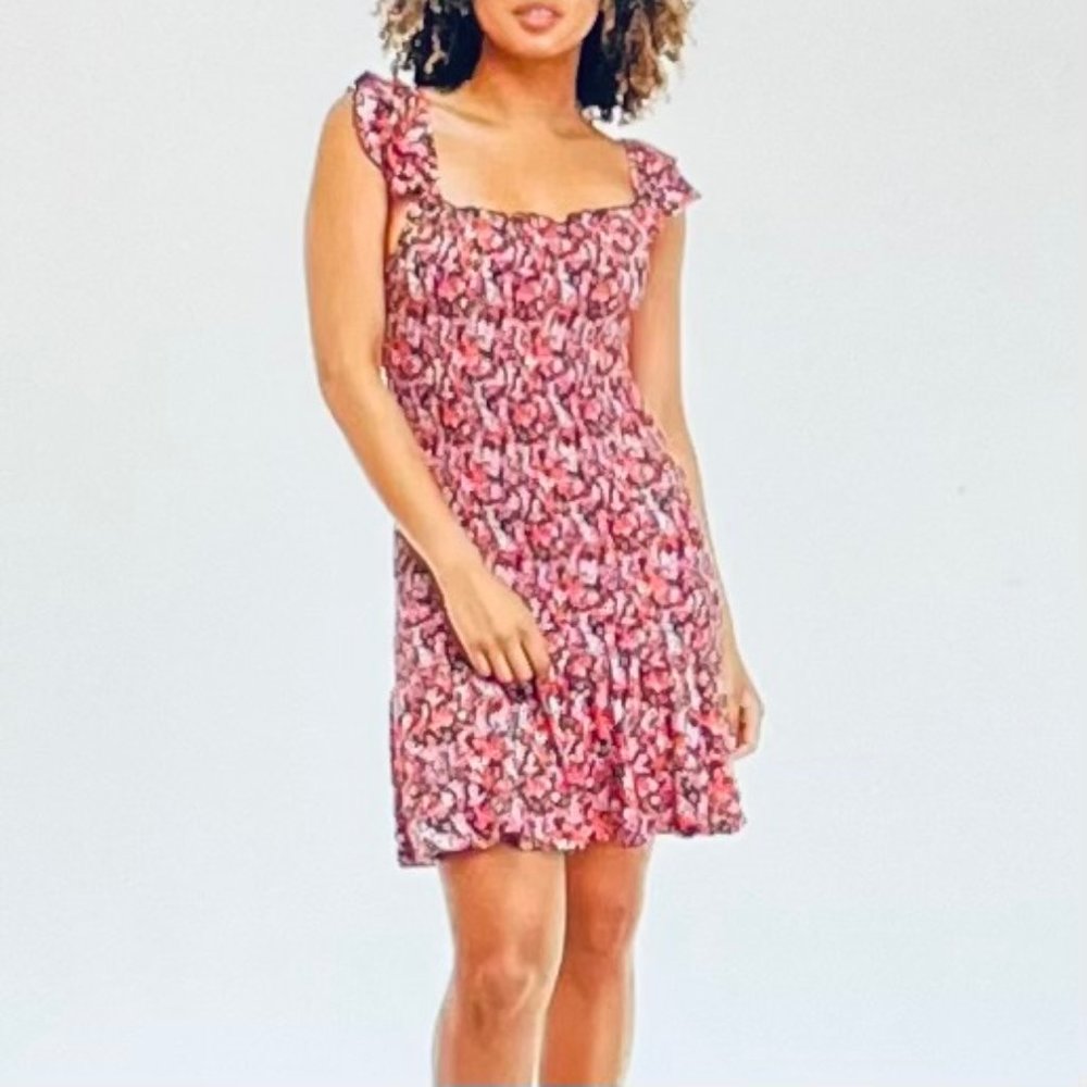 Almost Famous Flutter Sleeve Floral Mini Dress in Pink (Jr L) New With Tag